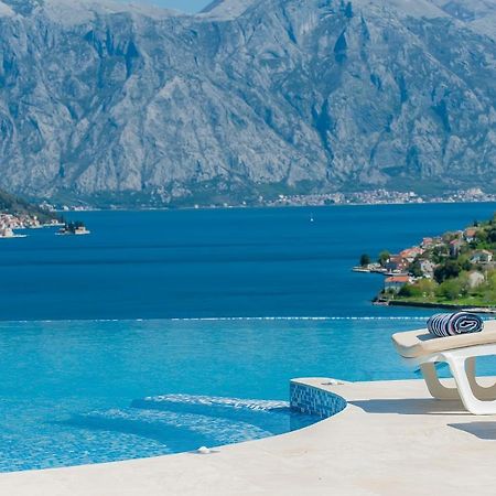 Lavender Bay Apartment B23 Kotor Bagian luar foto