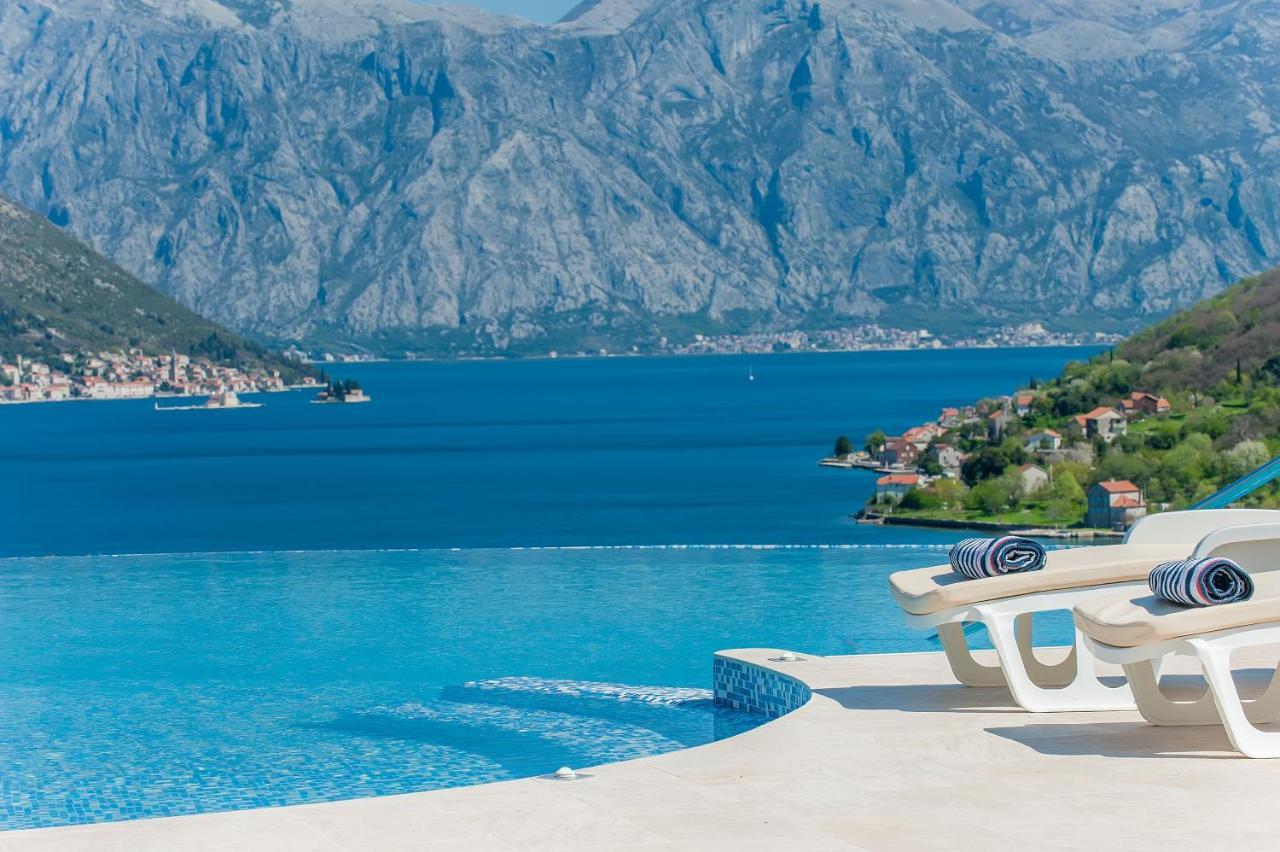 Lavender Bay Apartment B23 Kotor Bagian luar foto